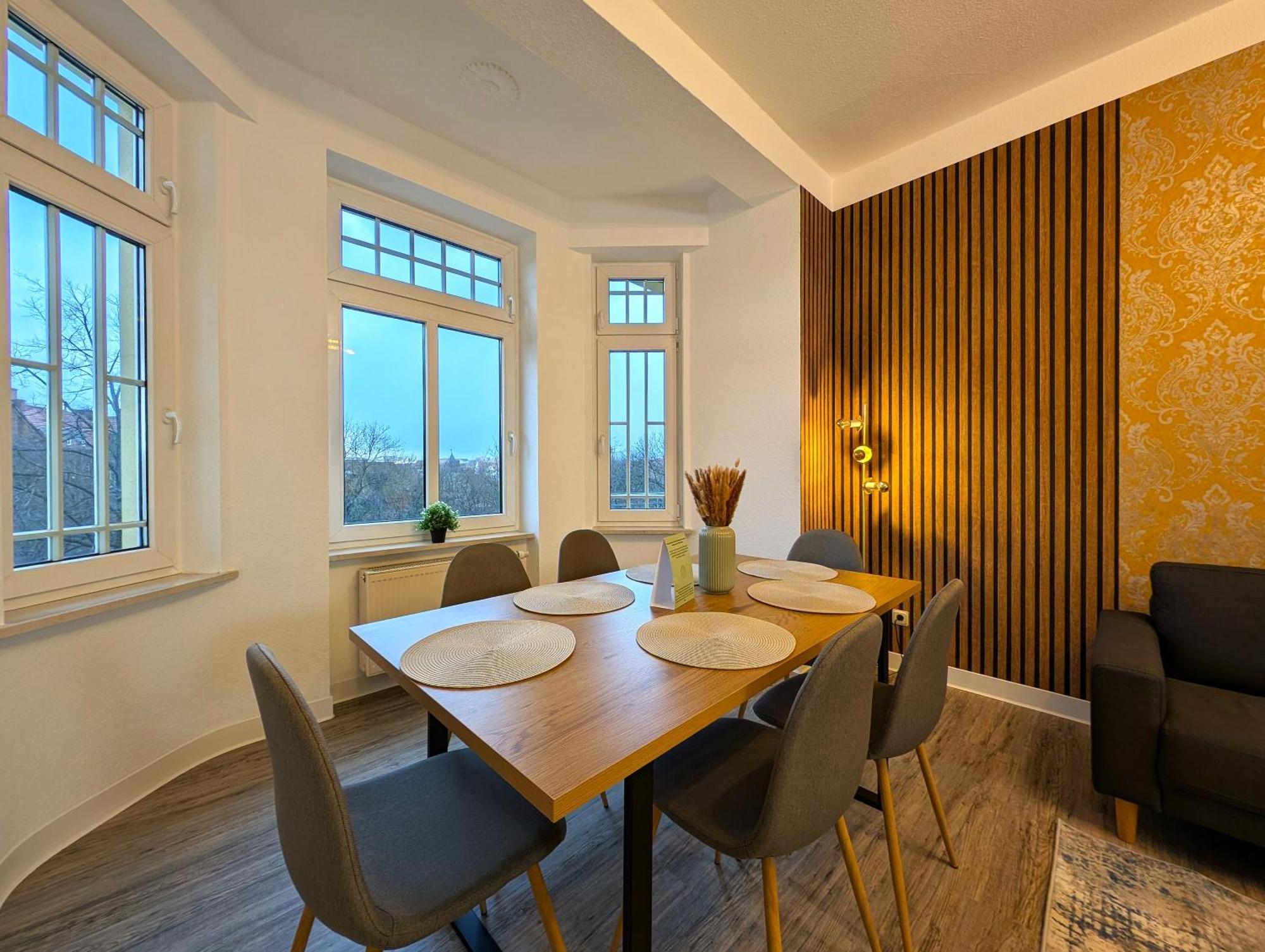 Bohnapartments Stauffenberg - Gratis Parkplatz - 2 Badezimmer - 3 Schlafzimmer - Wlan * Erfurt