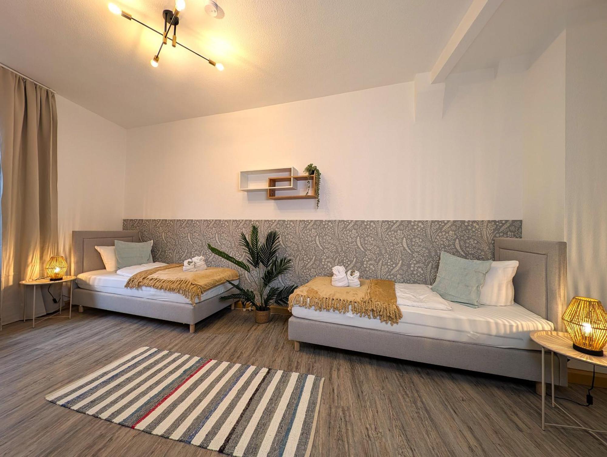 Bohnapartments Stauffenberg - Gratis Parkplatz - 2 Badezimmer - 3 Schlafzimmer - Wlan Apartment Erfurt